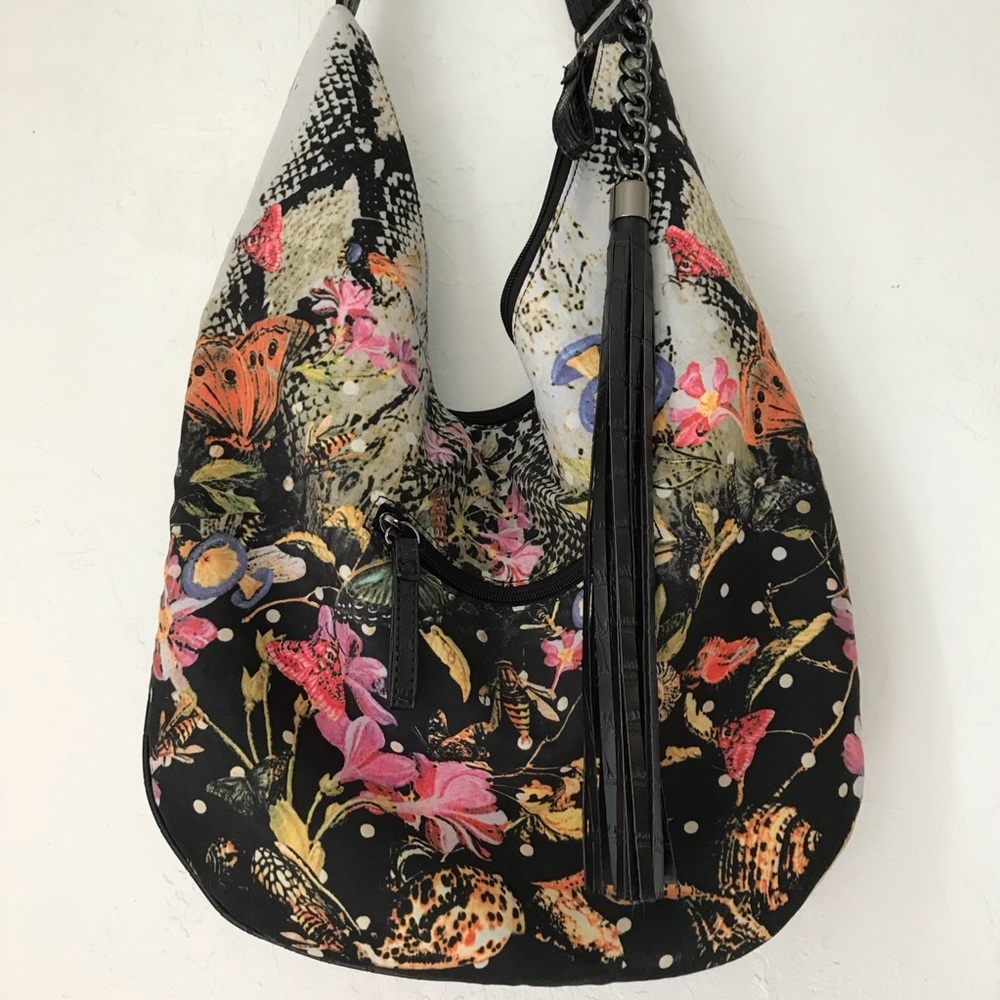 Vegan Floral embellished purse 🌸 - Picture 2 of 7